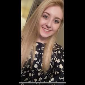 Meet your Posher, Ashley